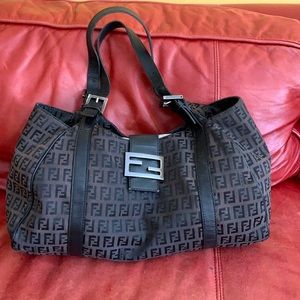 Beautiful authentic Fendi bag, great condition